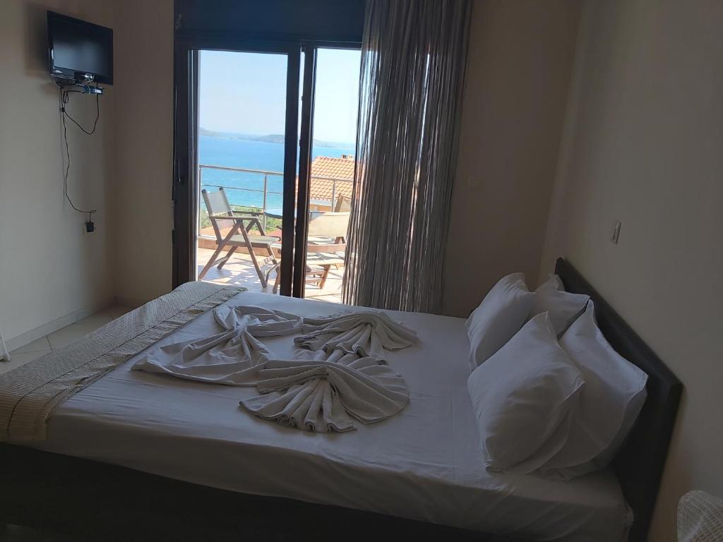 Port View Studios room 3