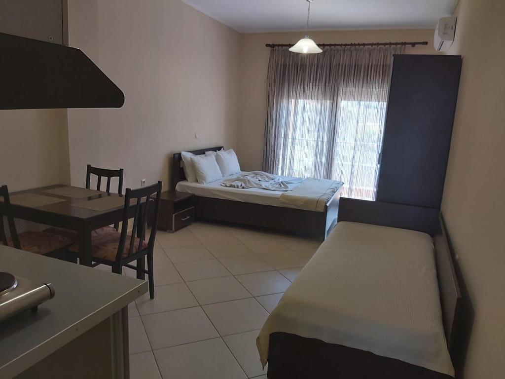 Port View Studios room 4